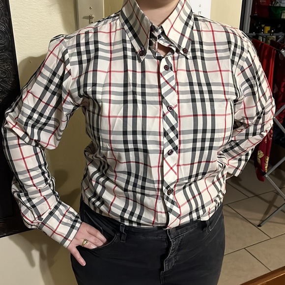 Plaid off white /black/ red button down - Picture 4 of 4